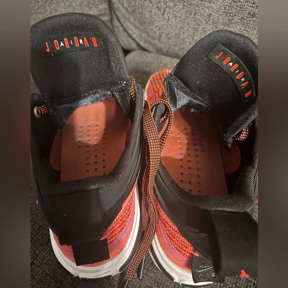 Mens sneakers - Picture 2 of 3